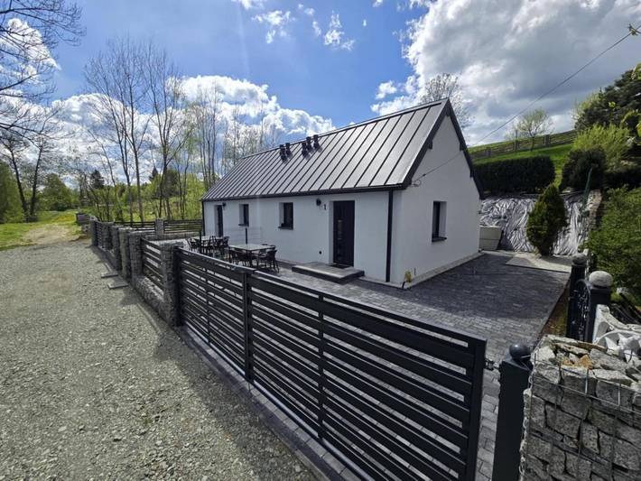 Apartament wakacyjny dla 6 osób, z widok i ogród w Szczytna