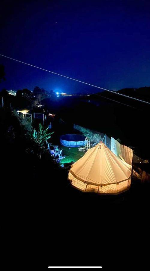 Camping para 4 personas, con Terraza además de Jardín y Vistas en Axarquía