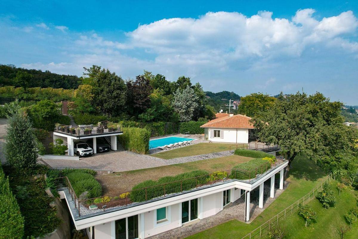 Villa Mirador in Padenghe sul Garda, Prealpi Gardesane