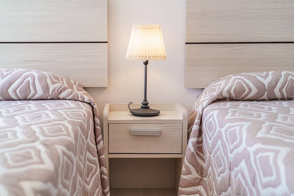 Apartamento entero, B10. Apartamento familiar frente a la playa de Cala Gran in Cala d'Or, Santanyí