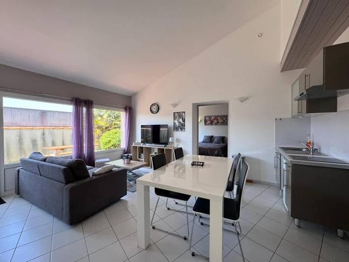 Apartamento de vacaciones para 4 personas, con terraza y vistas al lago - 1