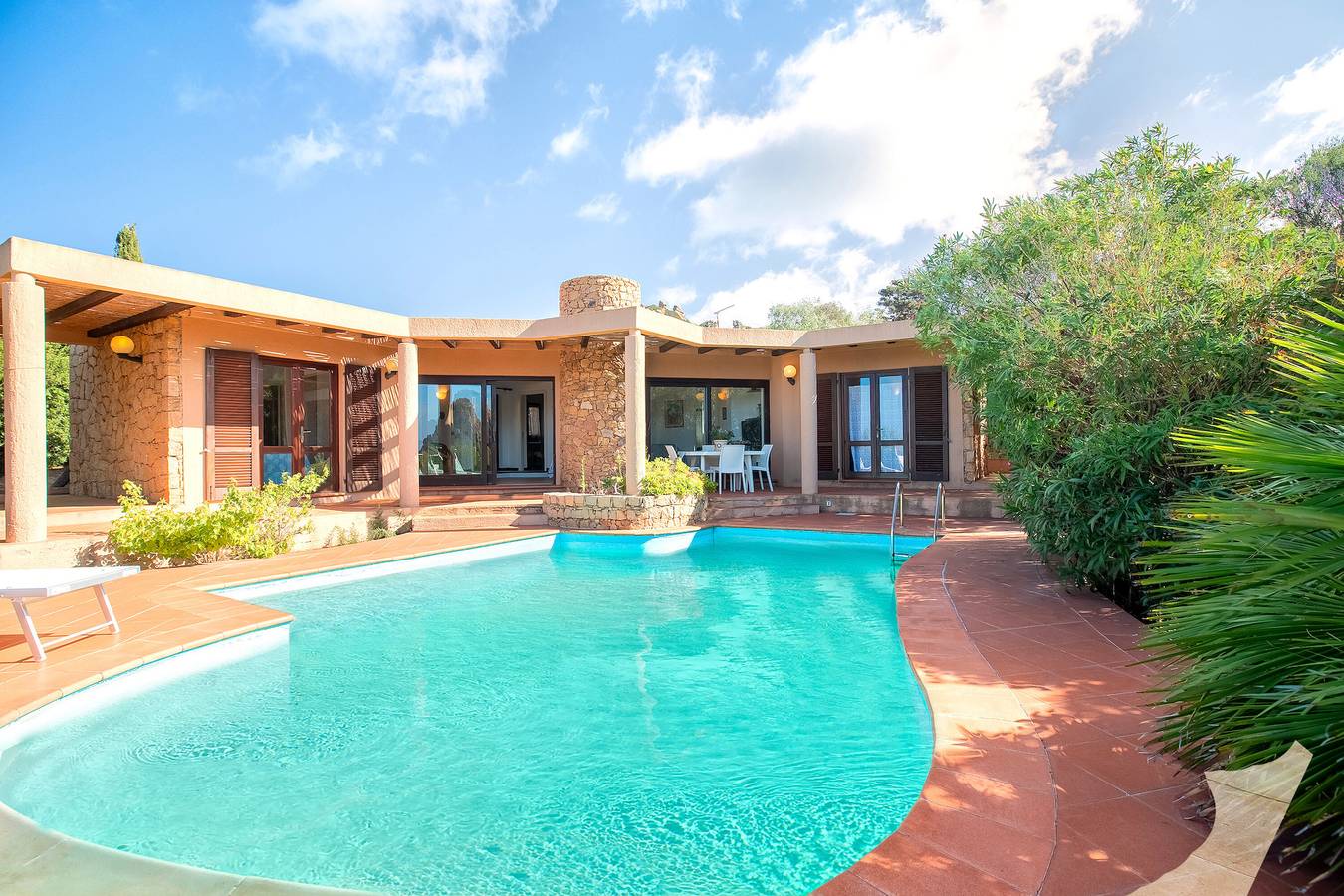 'Villa Paolina' with Sea View, Private Pool and Air Conditioning in Costa Paradiso, Trinità d'Agultu e Vignola region