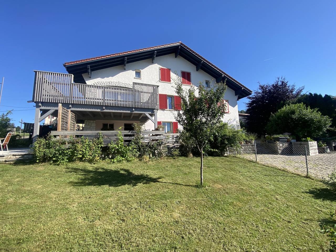 Ganze Ferienwohnung, Appartement - La Chaux 24 - Ferienwohnung (1-5 Pers.) in Brandisholz, Kanton Jura