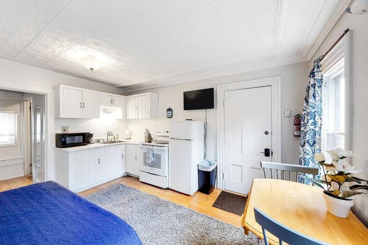 Hôtel pour 2 personnes, avec terrasse dans Castine - 3