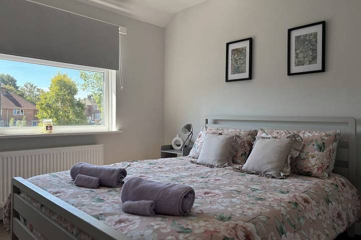 4-bed home family friendly and perfect for professionals. Heart of Bham/Solihull in Birmingham, Birmingham Area