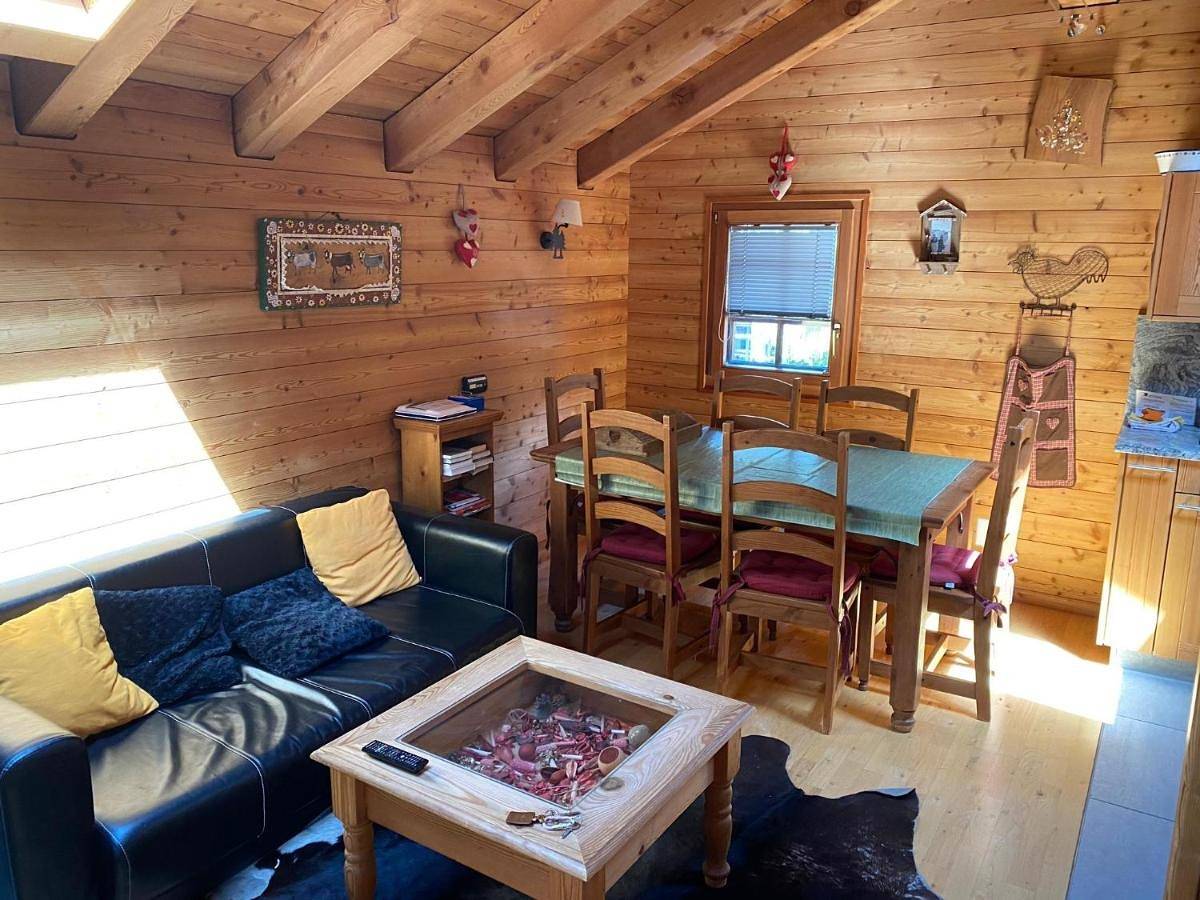 Two-Bedroom Chalet in Zermatt, Walliser Alpen