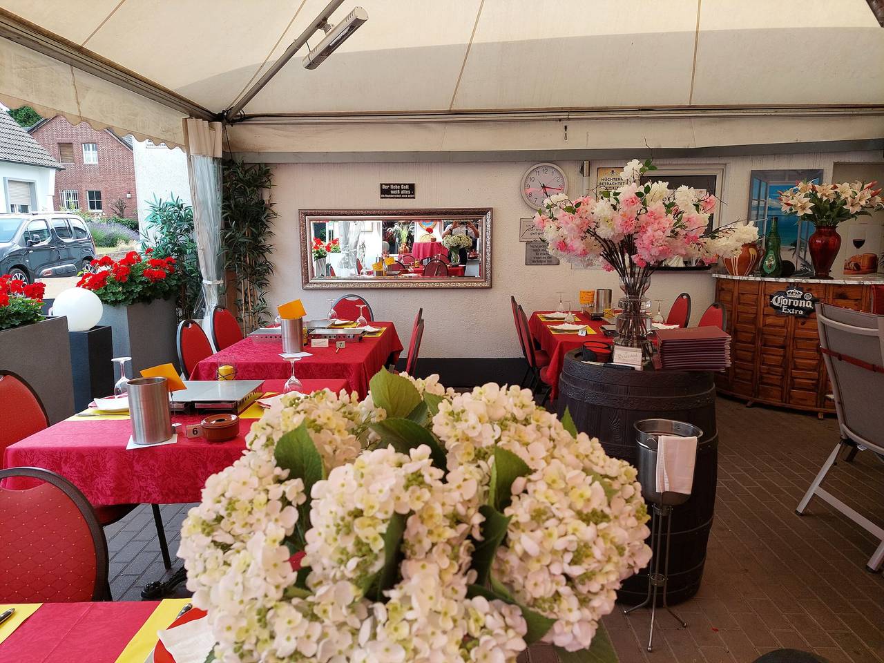 Ganze Wohnung, Ferienwohnung "Tapas Restaurante 1" mit Gemeinschaftsterrasse und Wlan in Viersen, Niederrhein