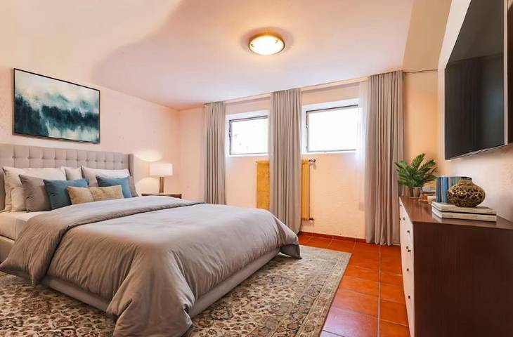 Ferienwohnung für 5 Personen, mit Balkon und Whirlpool sowie Terrasse und Pool in Bremer Freimarkt - 2