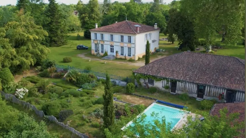 Villa pour 16 personnes, avec jardin ainsi que piscine et vue - 1