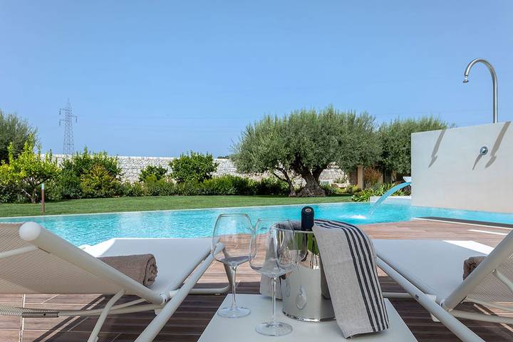 Villa pour 18 personnes, avec Jacuzzi et Jardin à Modica