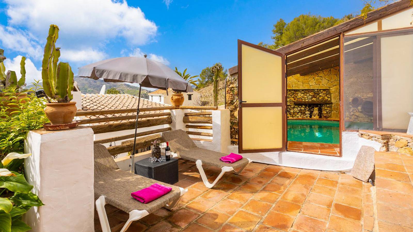 Villa El Jardín in Acebuchal, Cómpeta