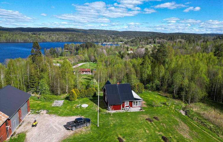Ferienhaus für 6 Personen mit Seeblick in Eda