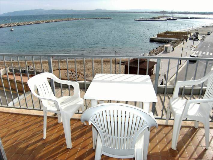 Appartement de vacances pour 4 personnes, avec piscine ainsi que bassin pour enfant et terrasse, animaux acceptés - 1