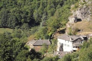 Gîte pour 9 personnes, avec balcon à Rousses