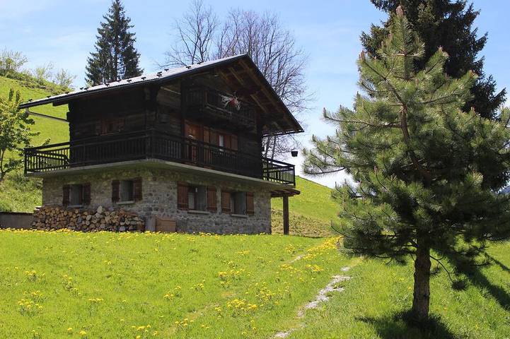 Gîte pour 5 personnes, avec Balcon et Jardin à Hauteluce