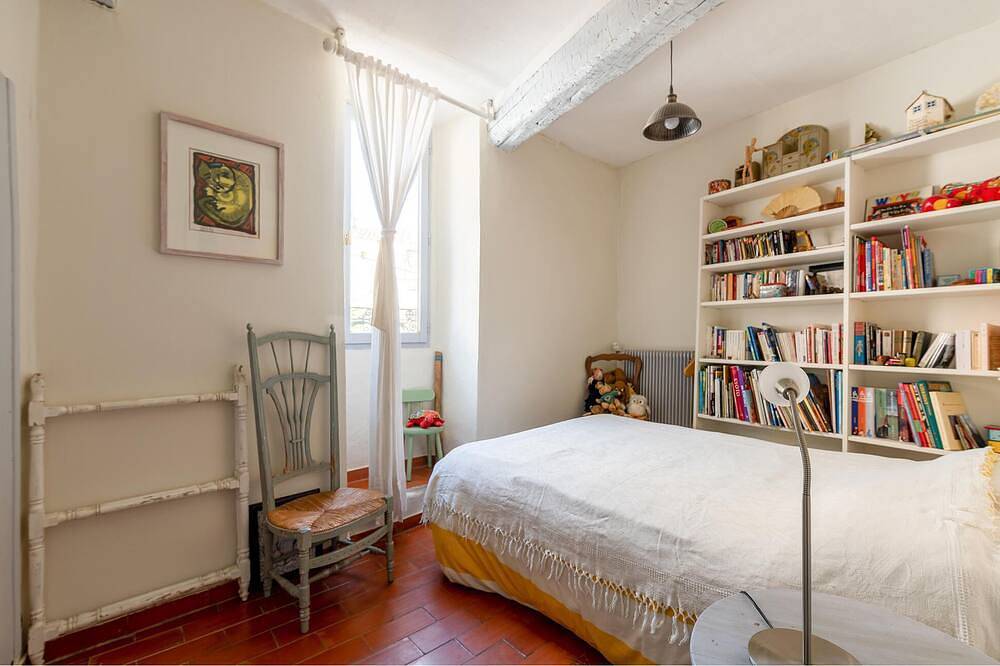 Awesome home in Montbazin with private swimming pool, can be inside or outside in Montbazin, Côte méditerranéenne (France)