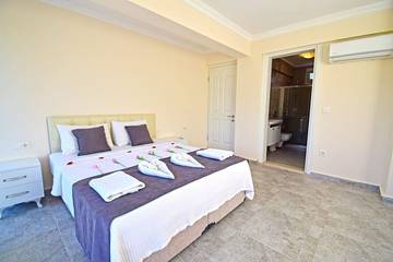 Villa for 6 People in Ölüdeniz, Muğla Province, Photo 2