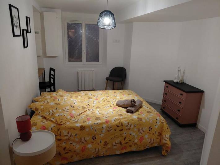Gîte pour 2 personnes, avec terrasse à Ernée - 4