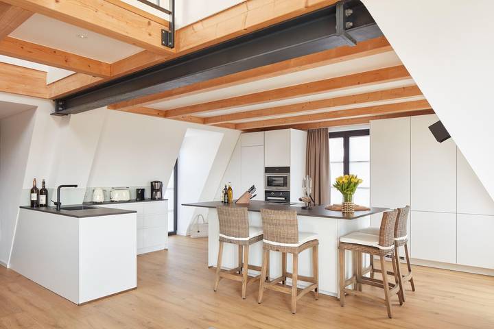 Ferienwohnung für 6 Personen, mit Balkon und Terrasse sowie Garten und Sauna in Allensbach - 2
