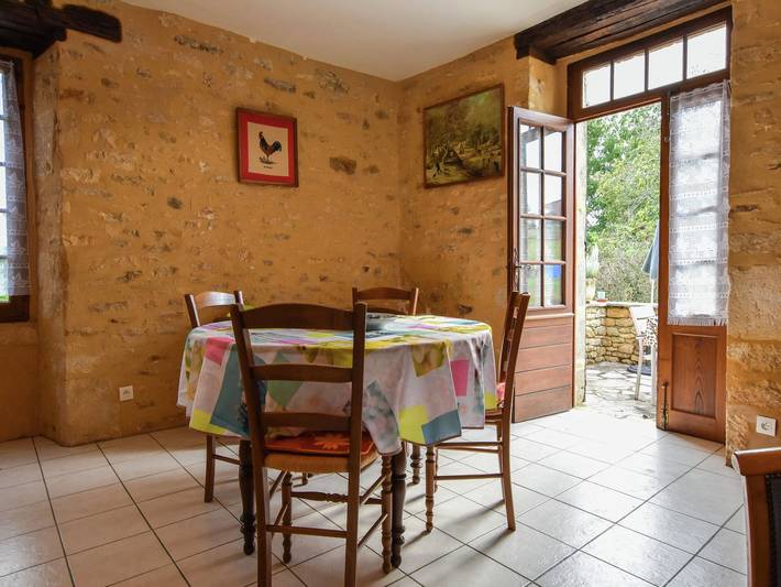 Location de vacances pour 7 personnes, avec jardin et piscine à Loubejac - 3