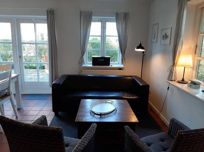 Ferienhaus für 4 Personen, mit Terrasse und Garten in Alkersum - 4
