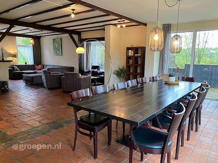 Ferienhaus für 12 Personen, mit Balkon/Terrasse und Whirlpool sowie Terrasse und Sauna in Vrouwenpolder - 2