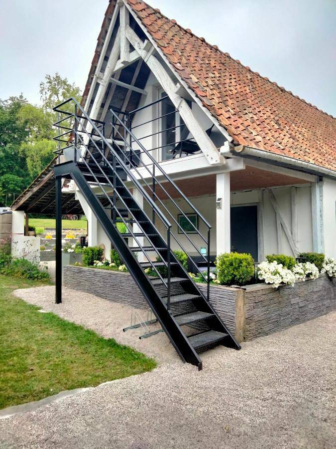 Gîte pour 4 personnes, avec jardin et vue dans Hesdigneul-lès-Boulogne