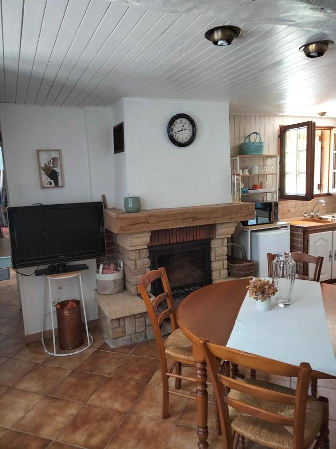 Location de vacances pour 2 personnes, avec vue et jardin à Avallon - 4