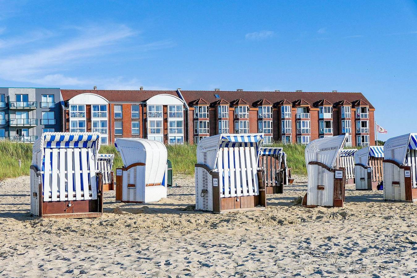Ganze Wohnung, Hz25 - 1. Etage - Wohnung an der Strandpromenade mit direkter Seesicht in Sahlenburg Strand, Cuxhaven