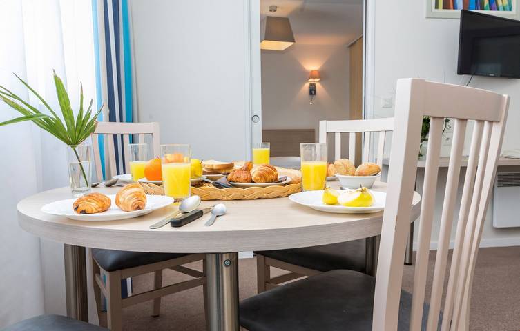 Ferienwohnung für 6 Personen, mit Pool in La Rochelle