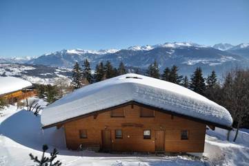 Gîte pour 6 personnes, avec balcon, animaux acceptés dans Anzère
