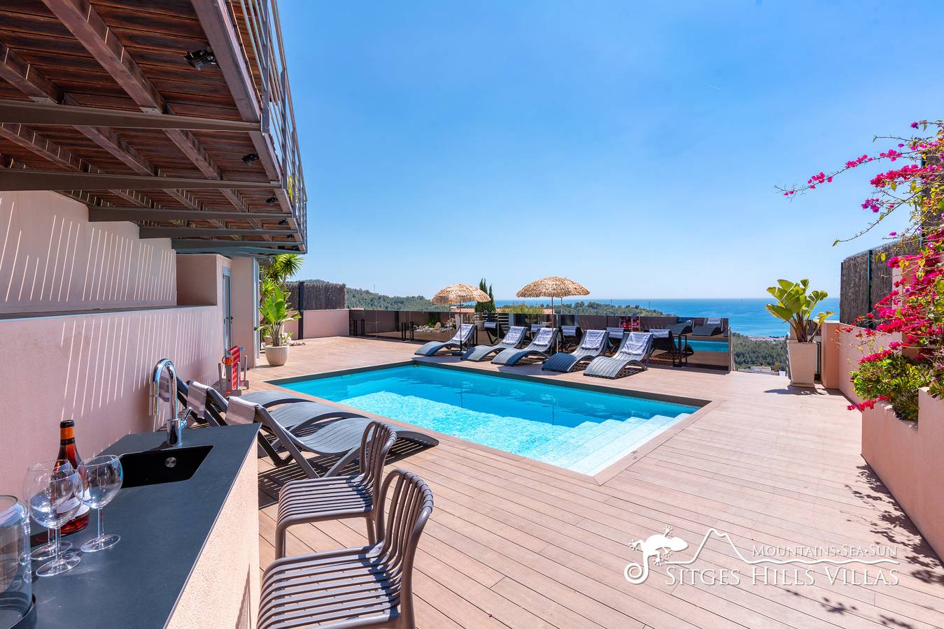 Stylish Villa Havana with Sea Views and Private Pool in Sitges, Garraf