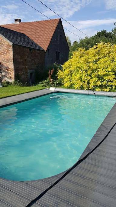 Location de vacances pour 14 personnes, avec jardin ainsi que vue et piscine à Ohey - 4