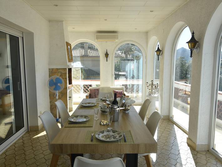 Exklusive Villa in Roses mit privatem Pool in El Mas Fumats, Roses