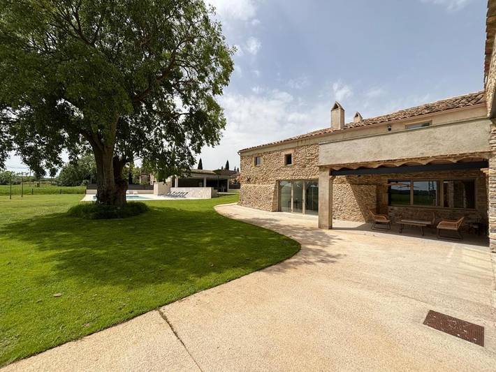 Casa rural para 20 personas, con vistas además de piscina y jardín - 1