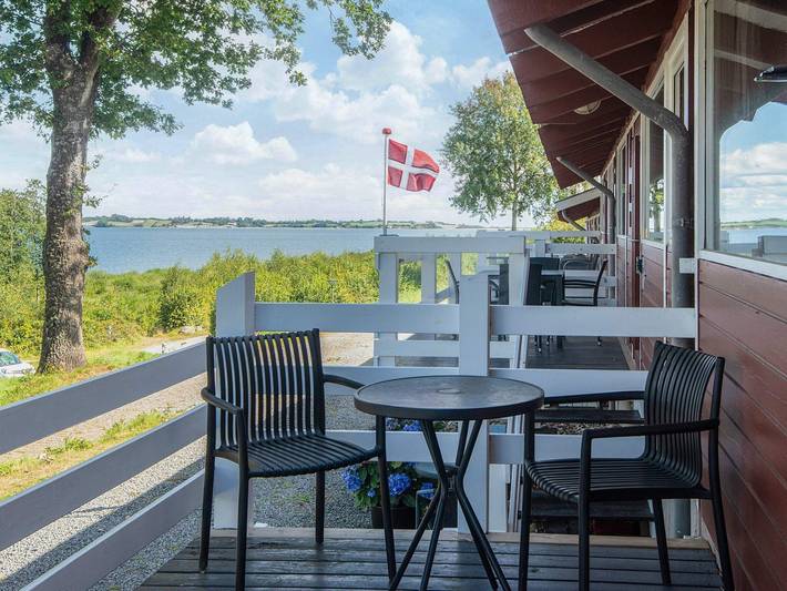 Ferienhaus für 6 Personen, mit Terrasse und Pool in Løjt - 4