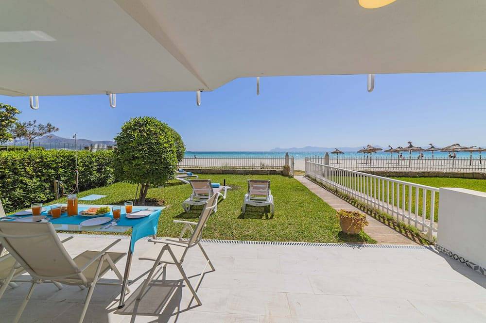 Ganze Wohnung, Apartamento Beachfront Sonrisas in Playa de Alcúdia, Alcúdia