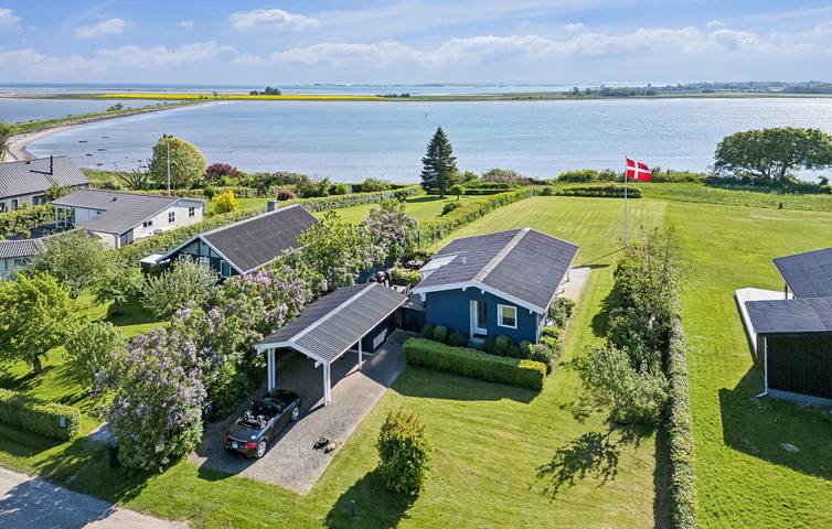 Ferienhaus für 6 Personen, mit Terrasse und Garten in Odder und Umgebung