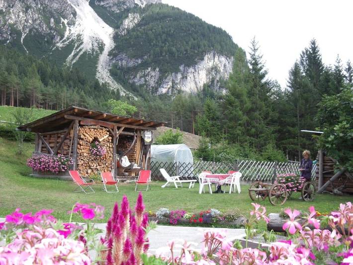 Hôtel pour 2 personnes, avec jardin ainsi que vue et terrasse à San Vito di Cadore - 4