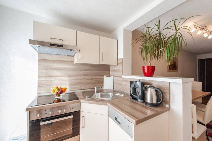 Ferienwohnung für 4 Personen, mit Balkon und Ausblick sowie Garten in Bichlbach