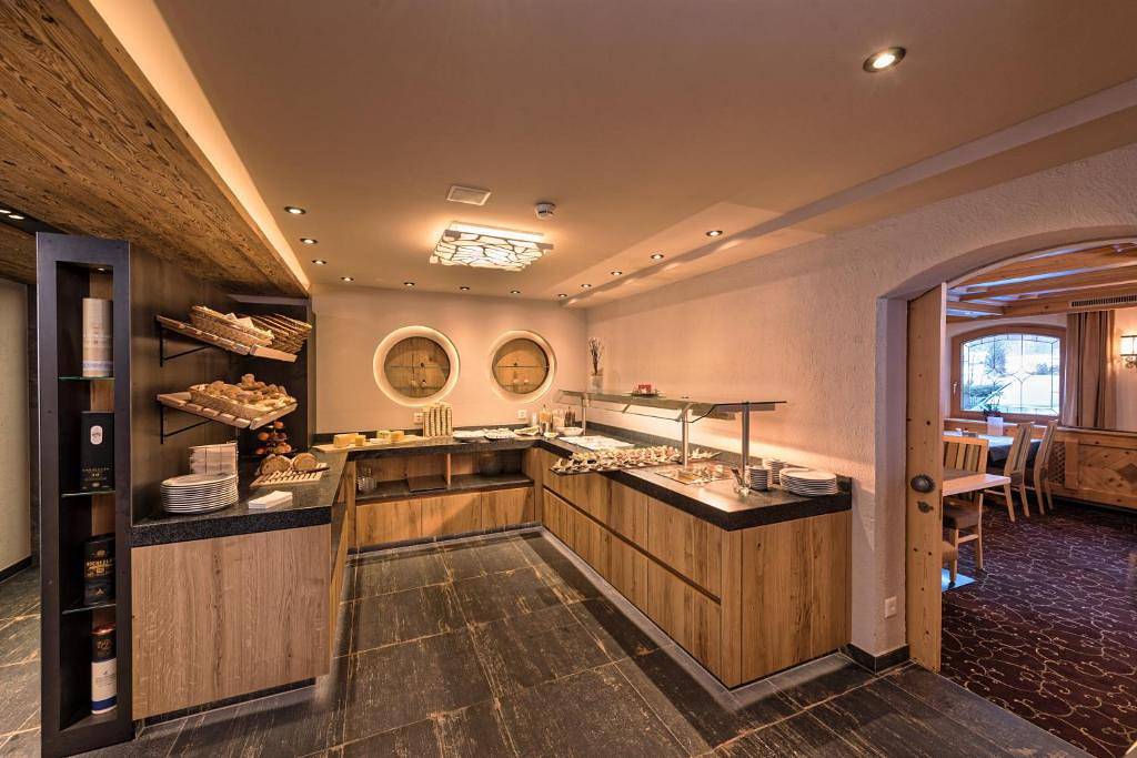 Wellness-Relax Hotel Des Alpes - Doppelzimmer - Juniorzimmer in Samnaun-Dorf, Samnaun