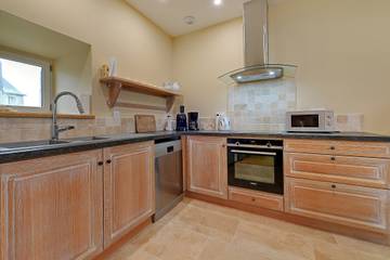 Maison De Vacances pour 10 Personnes dans Alexain, Mayenne, Photo 2