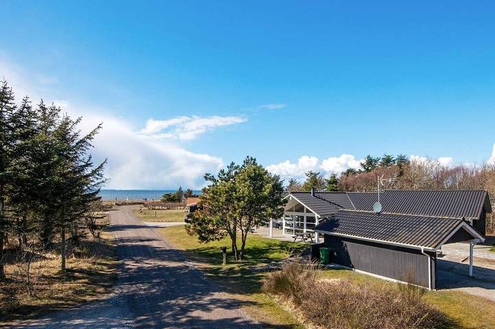 Ferienhaus für 10 Personen, mit Sauna und Pool sowie Terrasse und Whirlpool, mit Haustier - 1