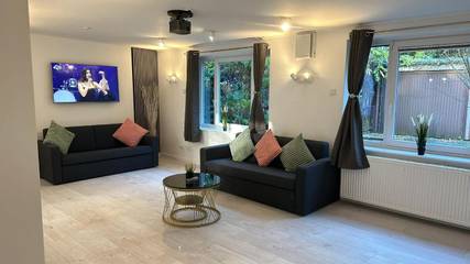 Ferienwohnung für 17 Personen, mit Terrasse und Ausblick in Hamburg-Mitte