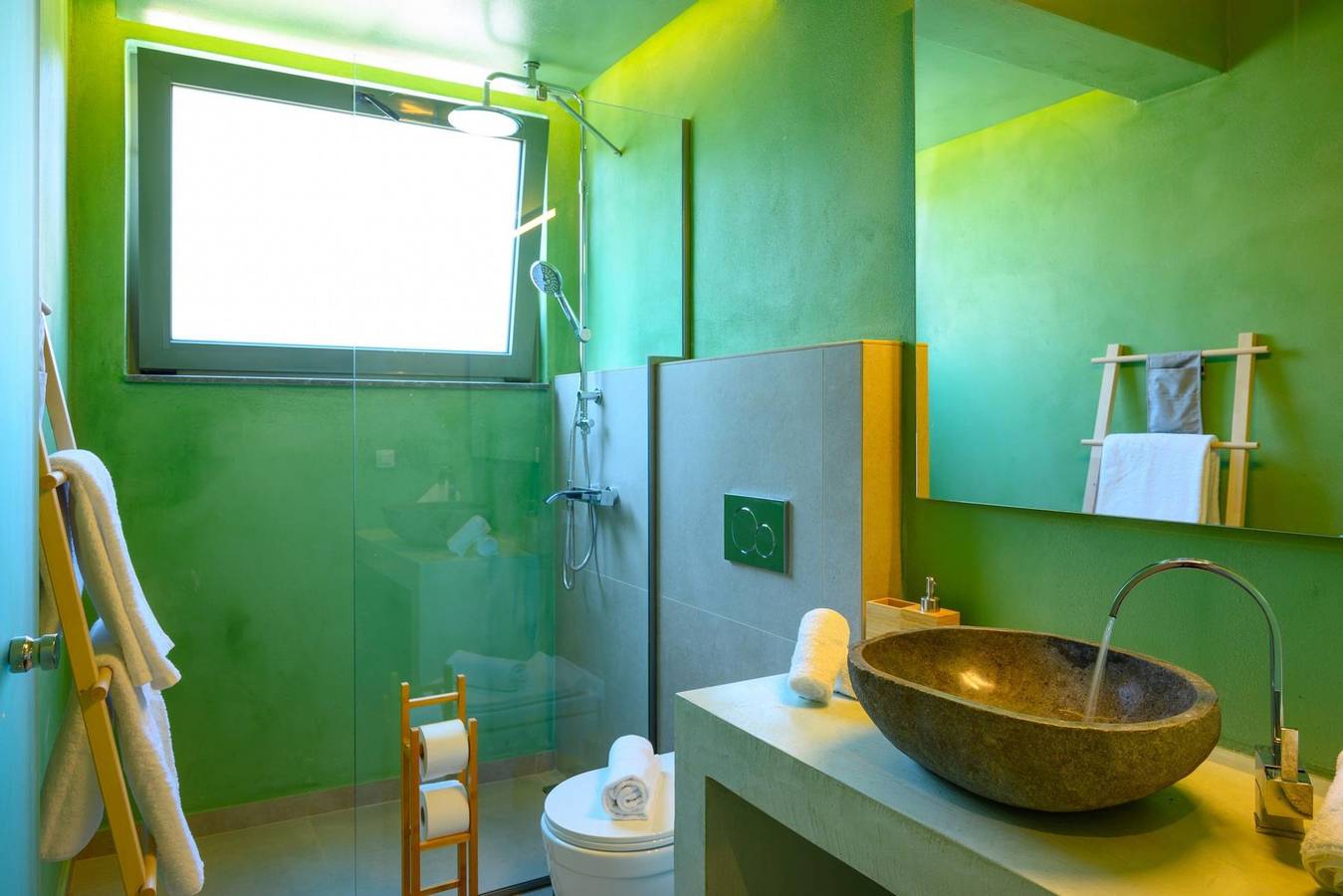 Entire apartment, Branch Suite w Shared Pool by Roots Suites in Lasithi