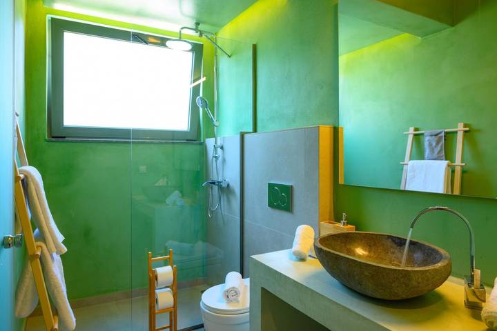 Apartamento entero, Branch Suite w Shared Pool by Roots Suites in Lasithi