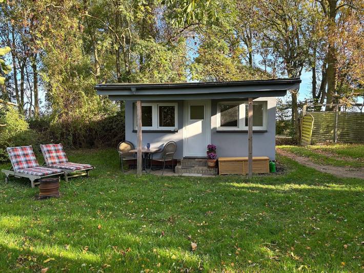 Ferienwohnung für 2 Personen, mit Terrasse und Garten in Leopoldshagen