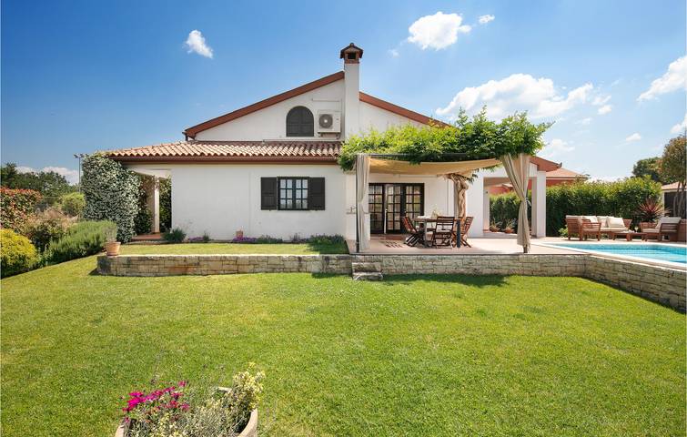 Ferienhaus für 8 Personen, mit Terrasse in Kosinozici