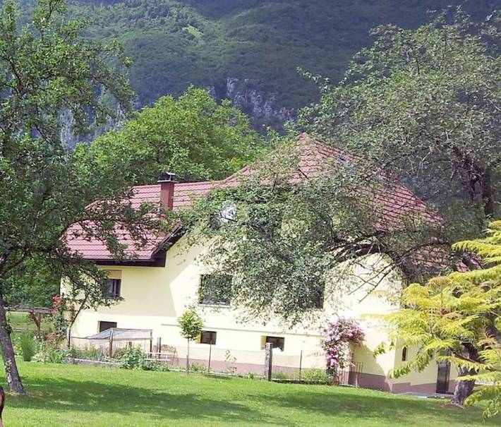 Maison d’hôte pour 2 personnes, avec Terrasse ainsi que Jardin et Vue dans Žaga