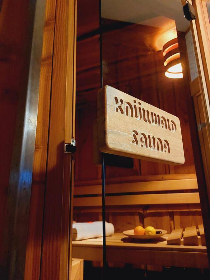 Hôtel pour 2 personnes, avec jacuzzi ainsi que sauna et piscine à Verviers - 2